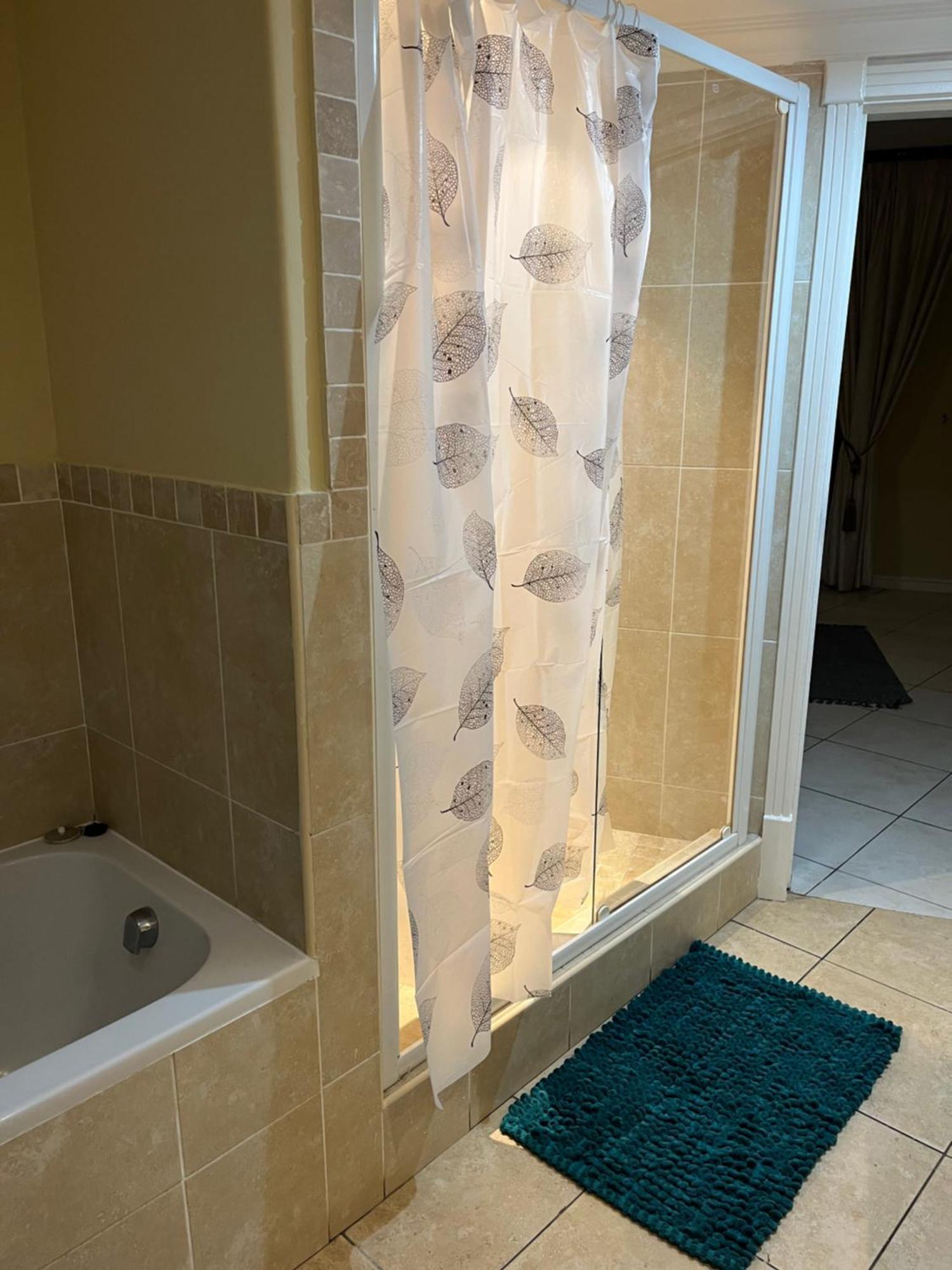 Apartment 38 Harbourview